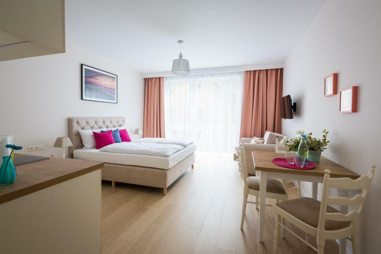 Ava Apartamenty Niechorze Exterior foto